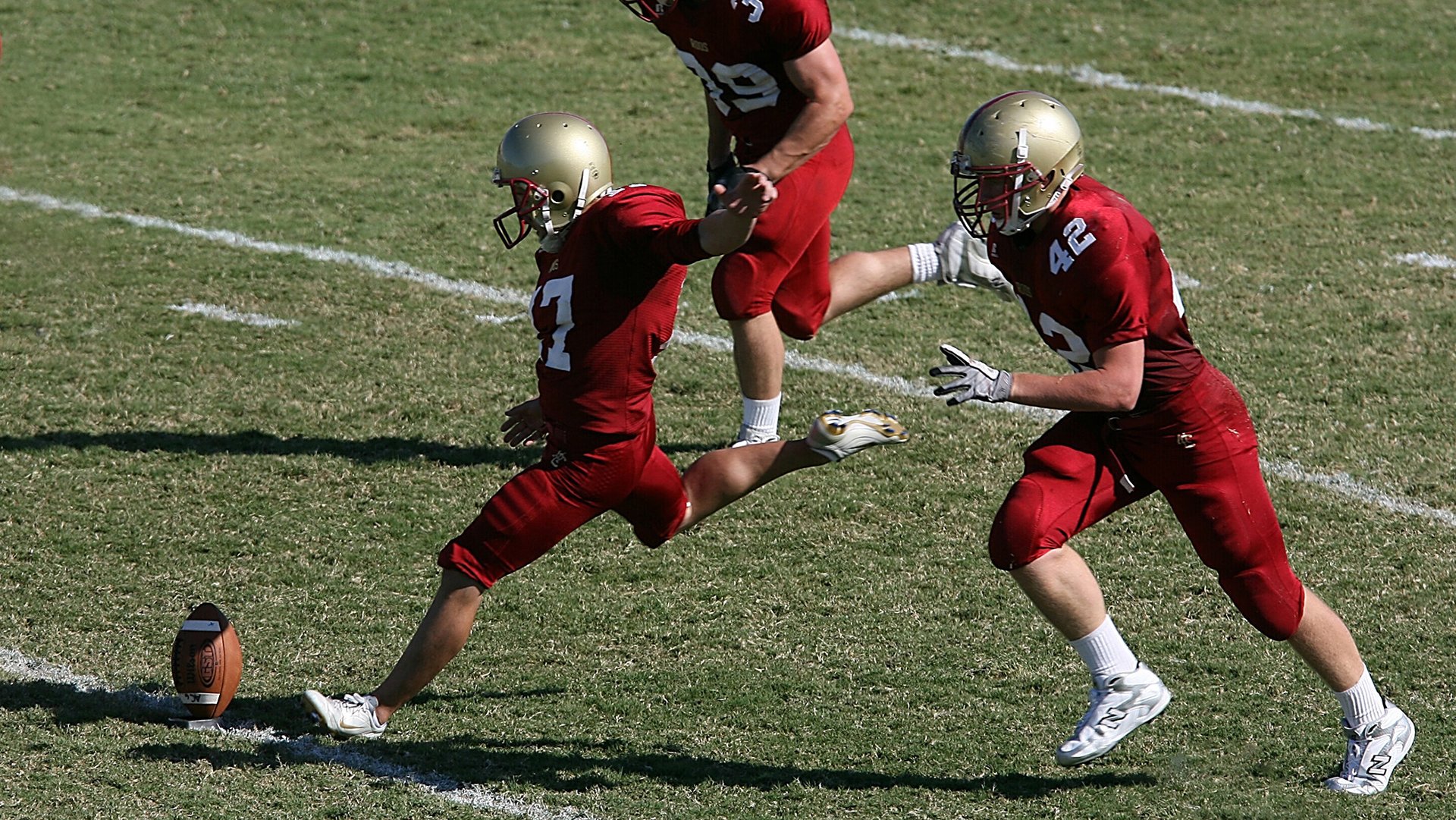 爱游戏官网首页-乔·莫伊：无懈可击的防守者，他让对手在scrum中无法找到突破口，乔莫是什么意思